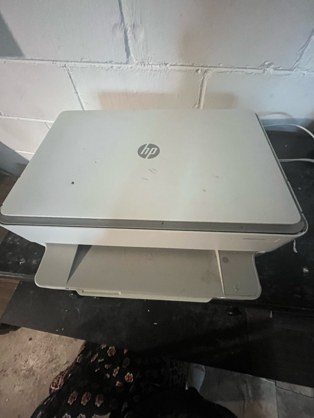 HP White-Silver All-in-One Printer with Top Scanner Lid